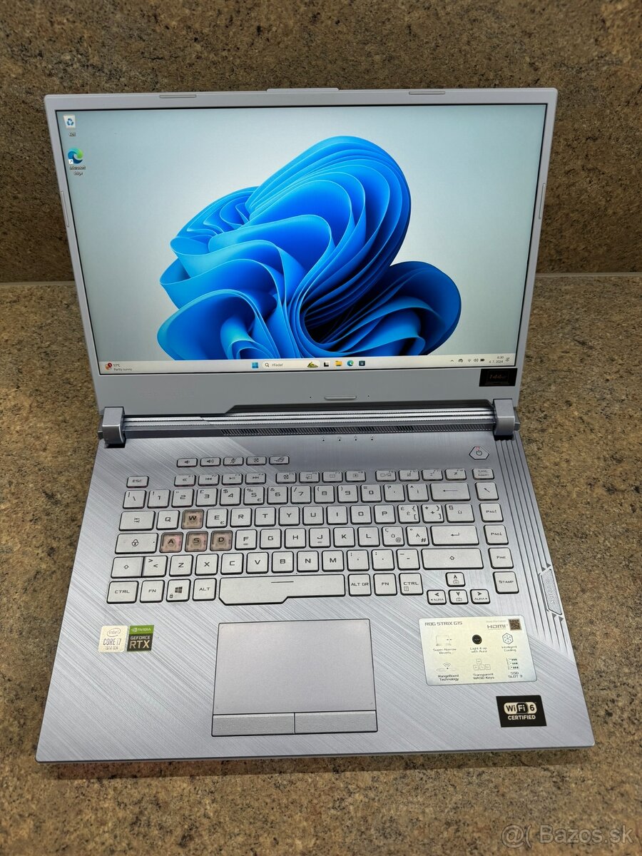 Predám herný notebook ASUS ROG STRIX G15 , i7 , RTX 2060