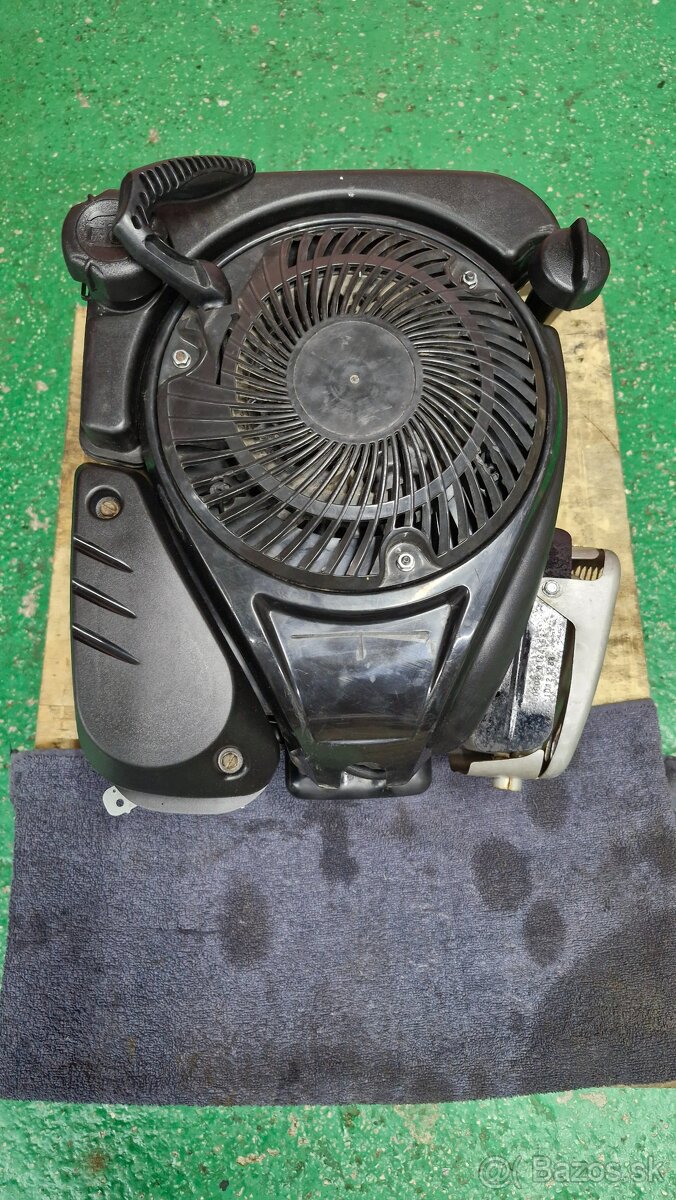 Motor briggs stratton 750 ex