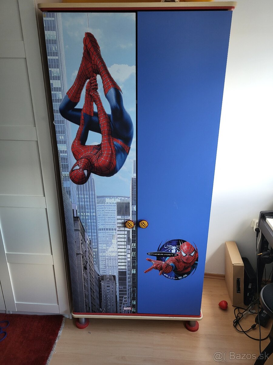 Detská chlapčenská skriňa (Spiderman) + Detská komoda zadarm