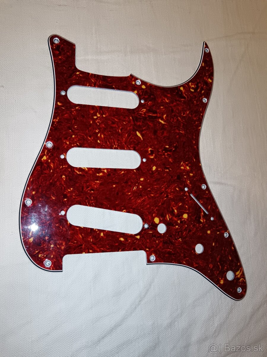 Pickguard Fender Stratocaster SSS originál USA