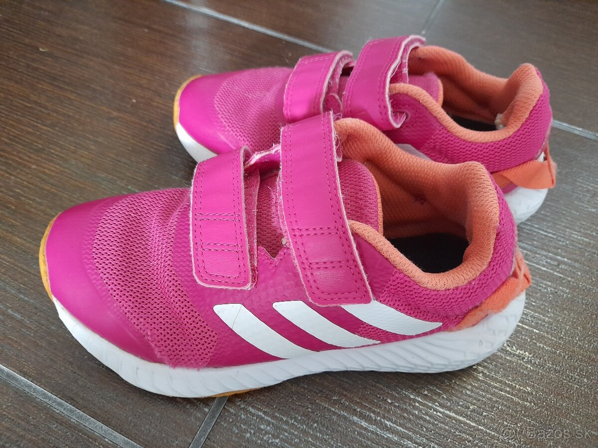 Adidas vel.31