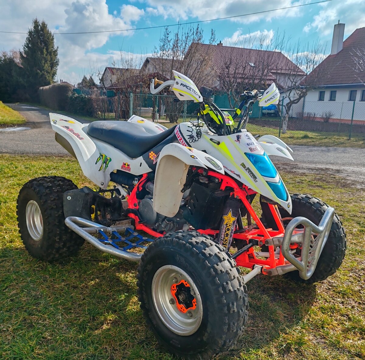 Suzuki LTZ 400