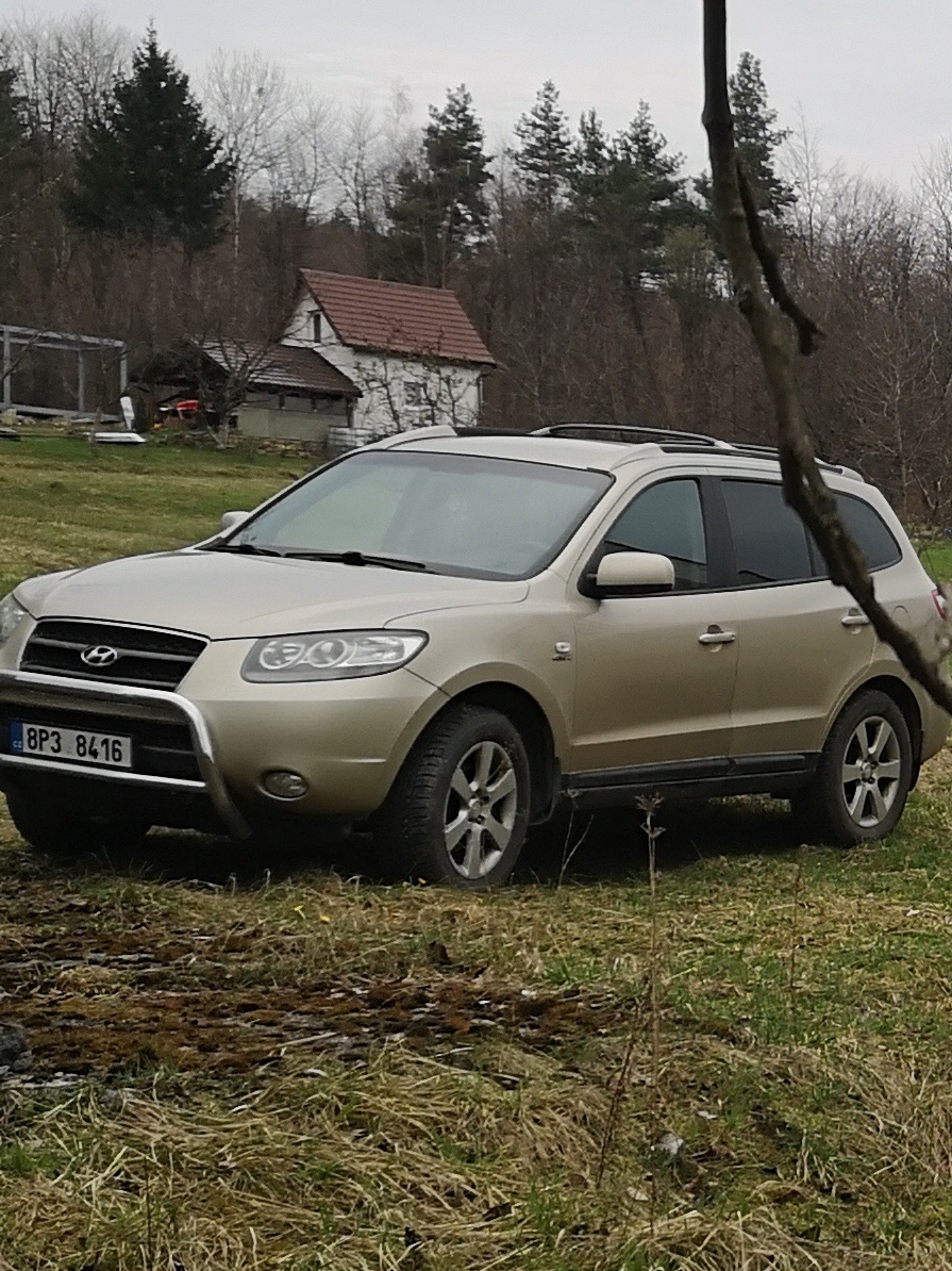 Predám na diely Hyundai Santa Fe