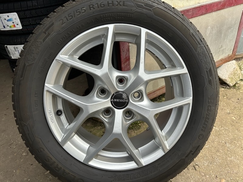 Borbet kolesa 5x114.3 r16 + zimne pneu Barum