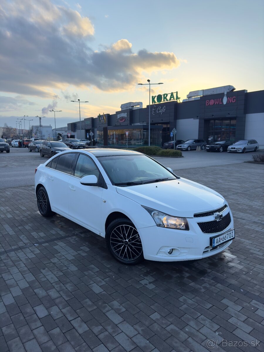 Chevrolet Cruze LT 2.0