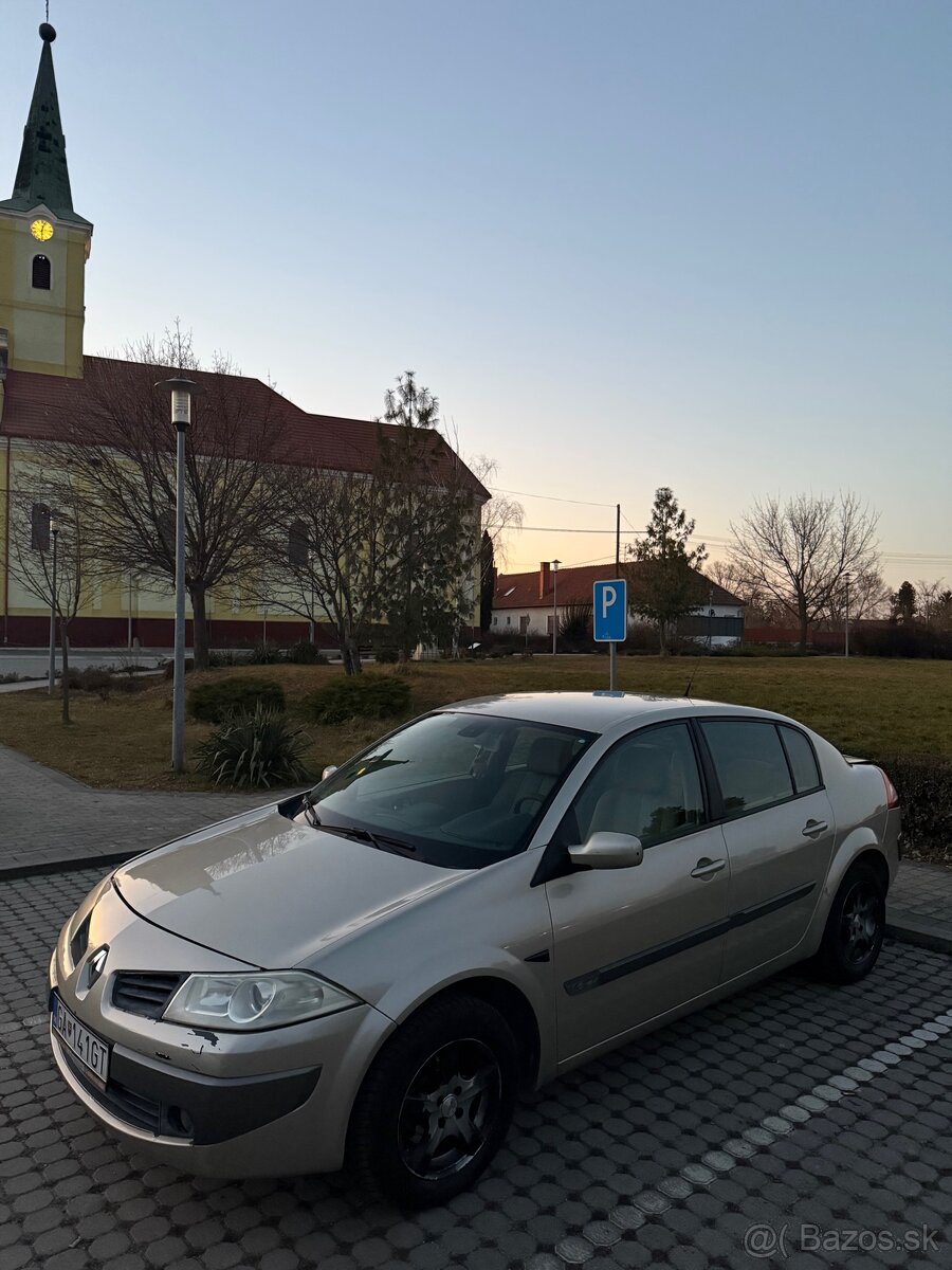 Renault Megane 2 sedan