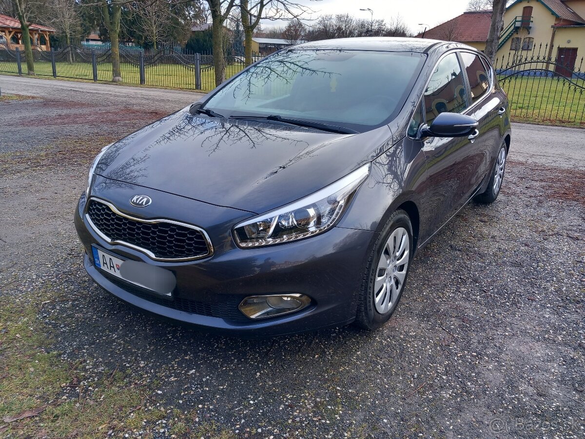 Kia Ceed 1.6GDi benzín 2014