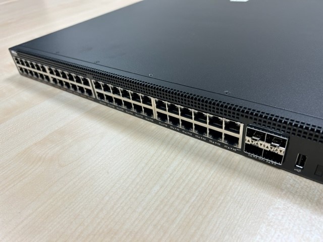 Dell X-Series X1052P POE Switch