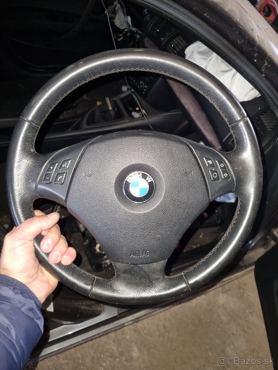 Predam volant na BMW