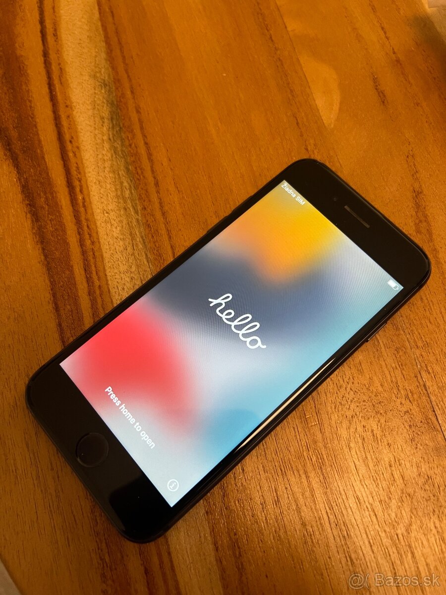 Predám apple iPhone 8 black, 64Gb