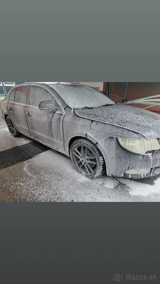 Skoda Superb2