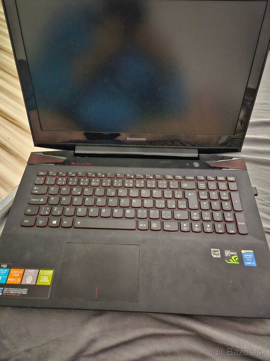 Lenovo y50