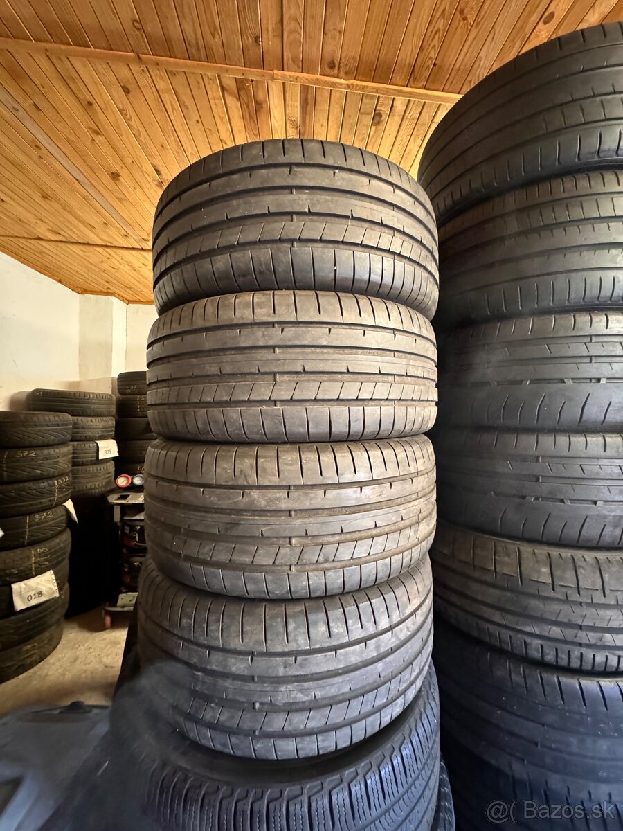 285/45 R20 Dunlop ako nové