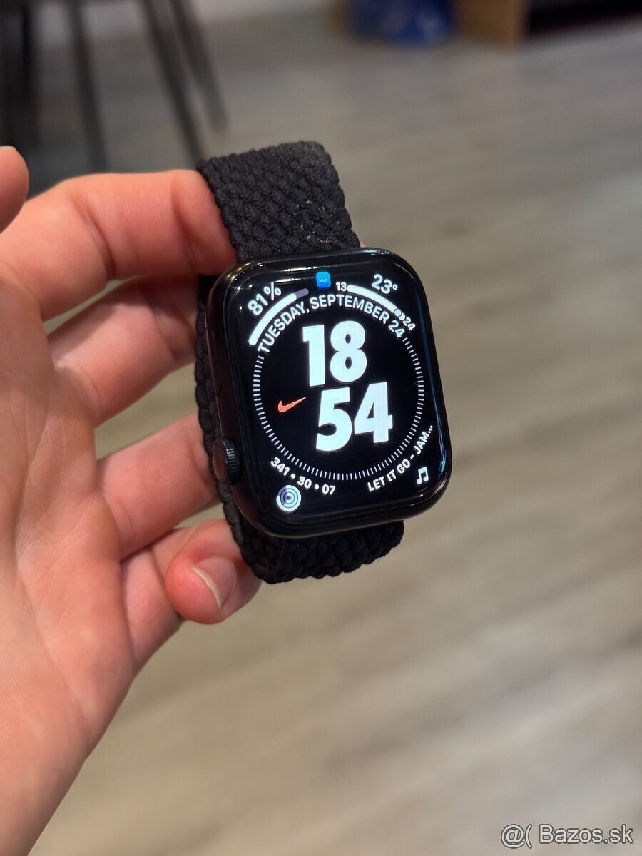 Apple watch 9 45mm GPS - záruka