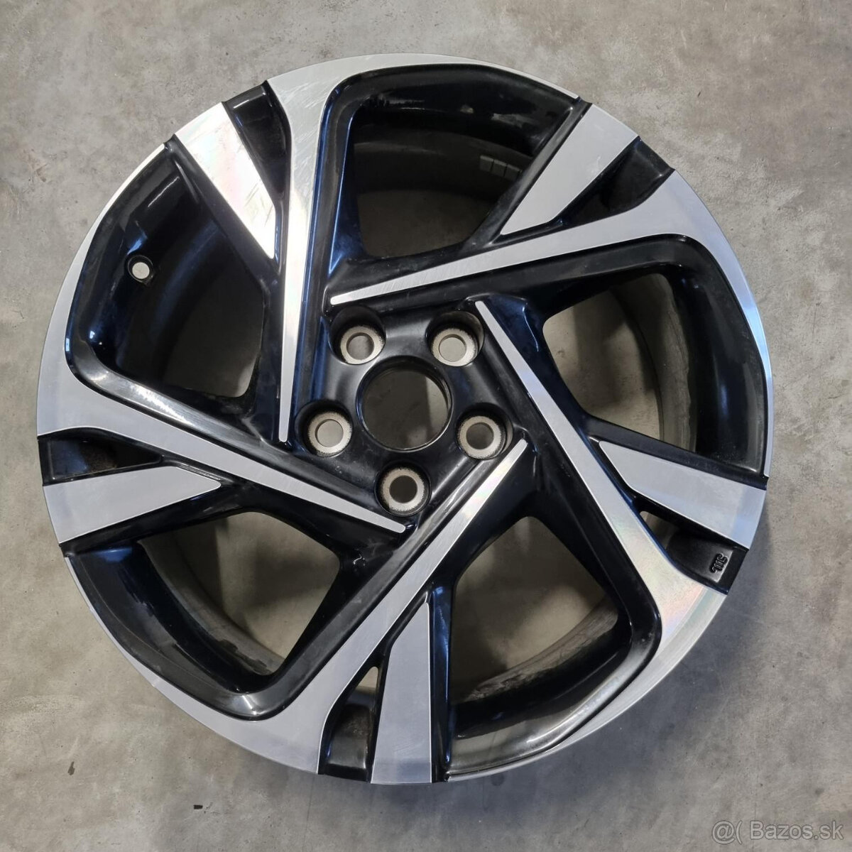 1kus TOYOTA disk 5x114.3 R18 ET50