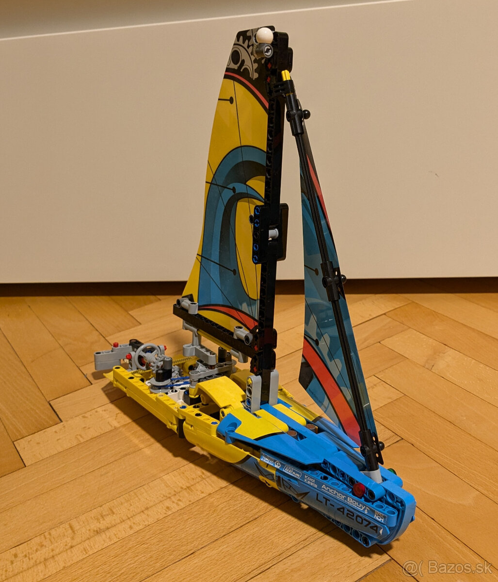 Lego technic 42074 racing yacht