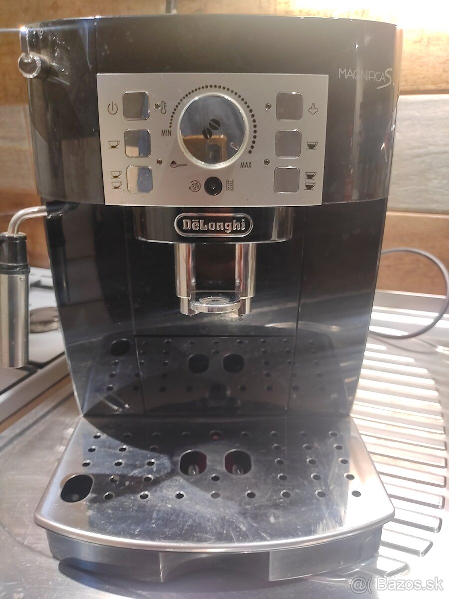 Predám Delonghi magnifica s