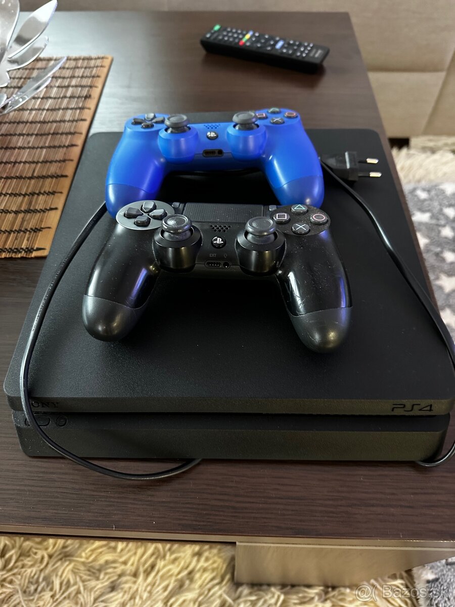 PS4