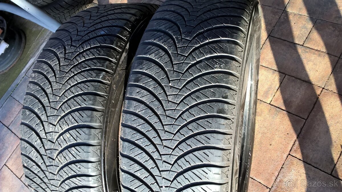 2 ks ZIMNÉ 225/55 R19 98V FALKEN dezén cca 6-6,5 mm rok 2021