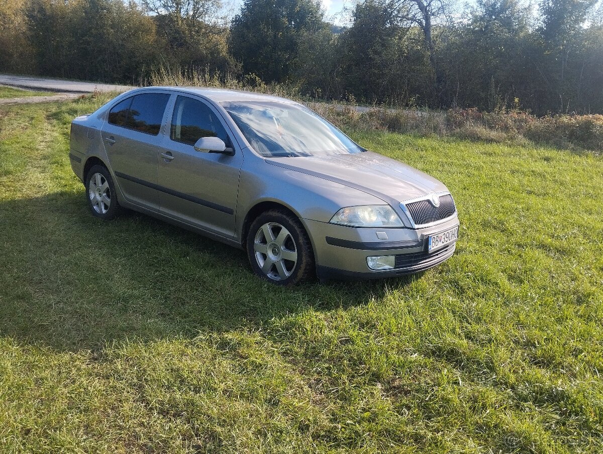 Predam skoda octavia 2 sedan  2.0 tdi