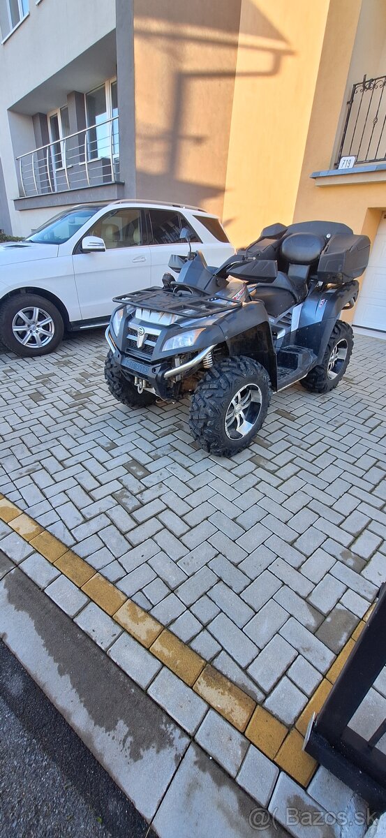 Cf moto gladiator x8