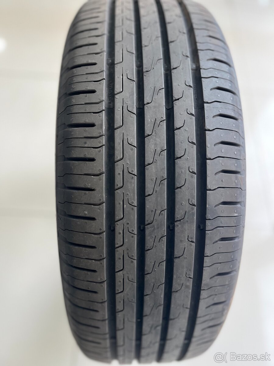 Continental 215/55 R17