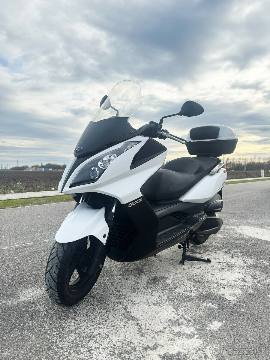 Predám skúter KYMCO Downtown 300i ABS