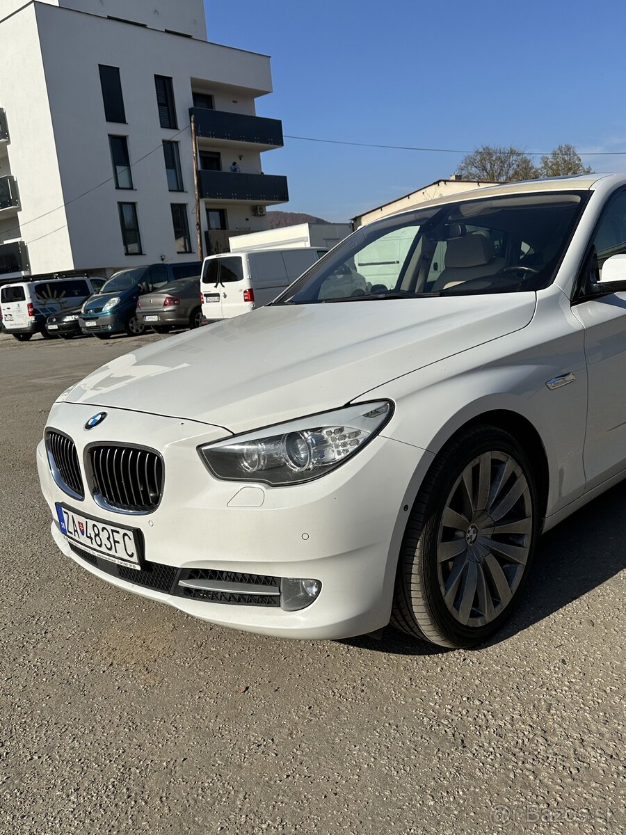 Predávam BMW 530 GT, rok výroby 2011.