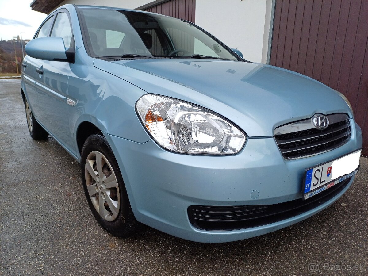 Hyundai Accent 1,4i, najazd. 82 000 Km, rok 2010