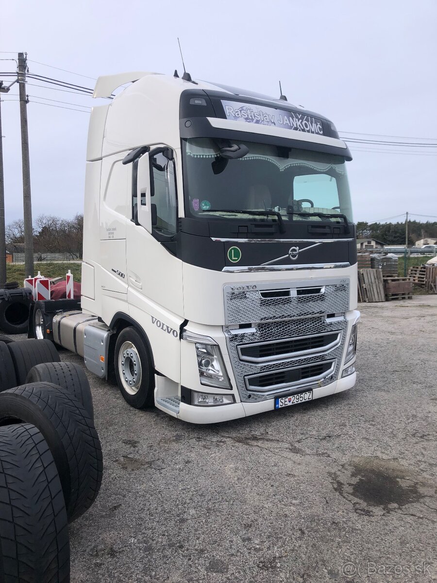 predam 2kusy Volvo FH4