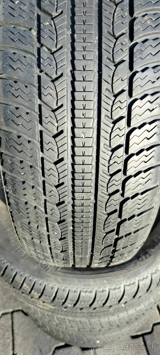 Predám 4 zimné pneumatiky 215/55 R16 93H Kleber Kristalp HP