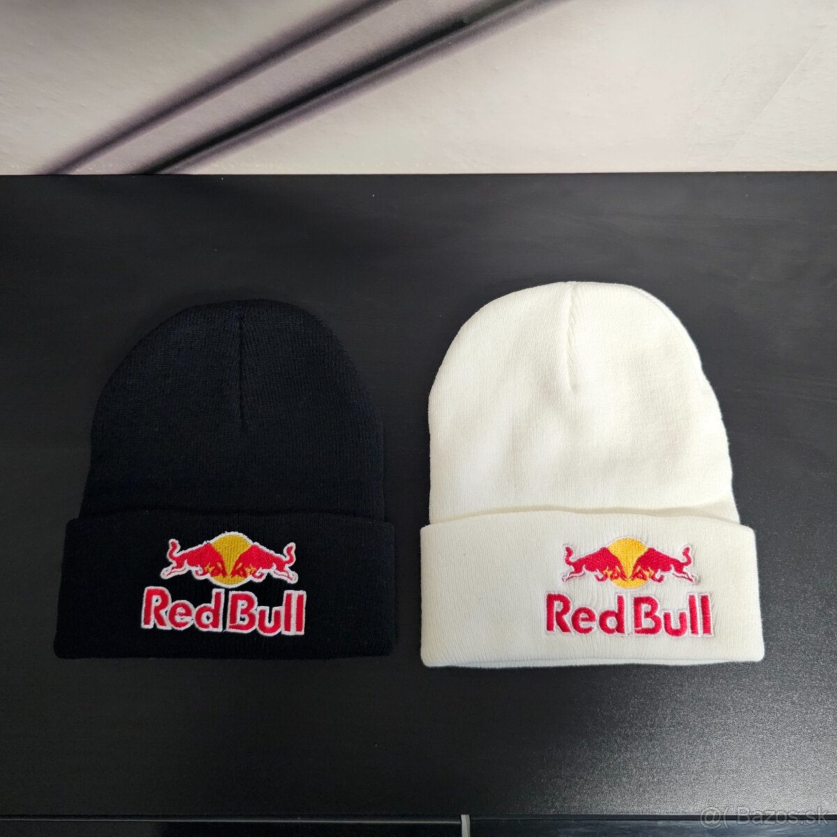 RedBull Zimná Čiapka - Čierna a Biela