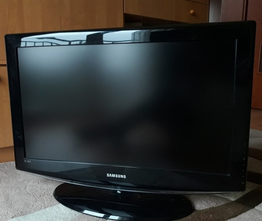 Predam lcd tv samsung 32"