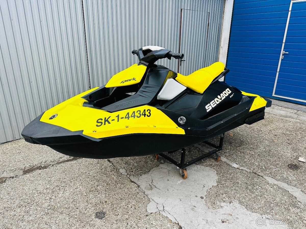 SEA-DOO SPARK