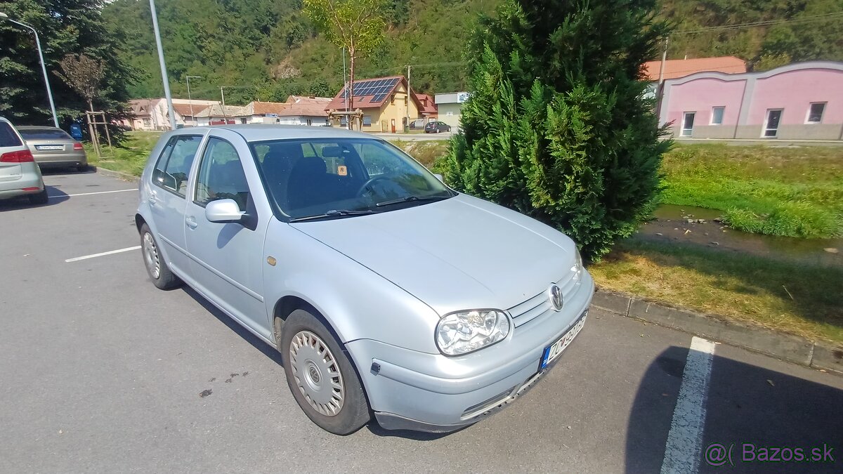 Predám VW GOLF 4 1.4