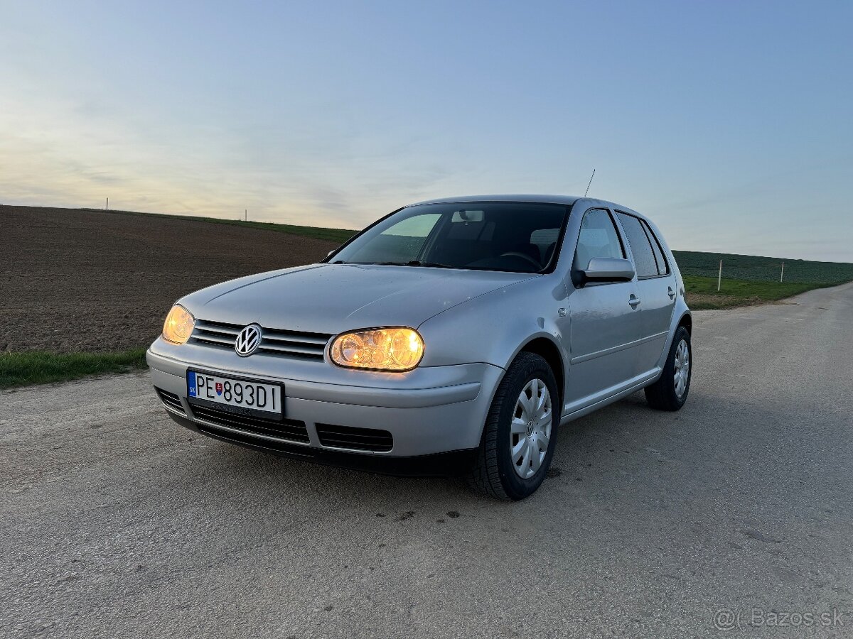 VW Golf 4