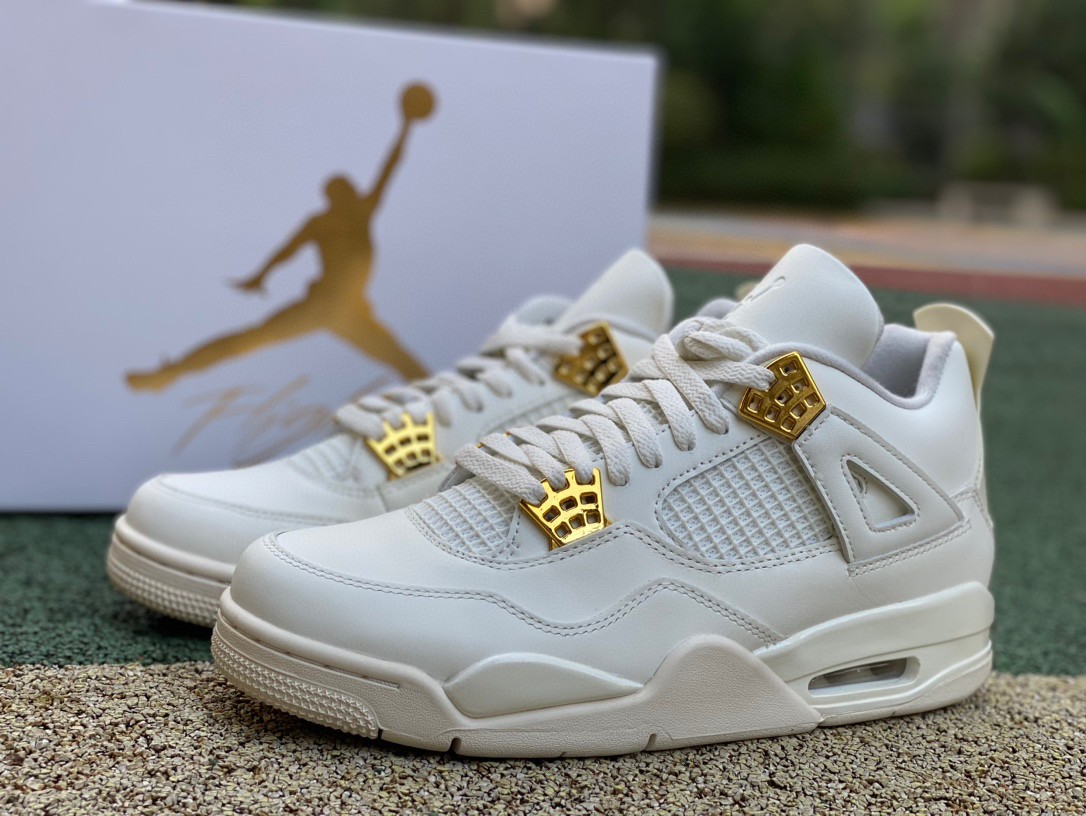 Air Jordan 4 Retro Metallic Gold