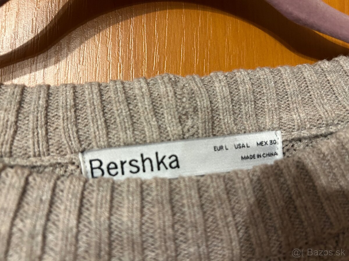 Sveter zn. Bershka