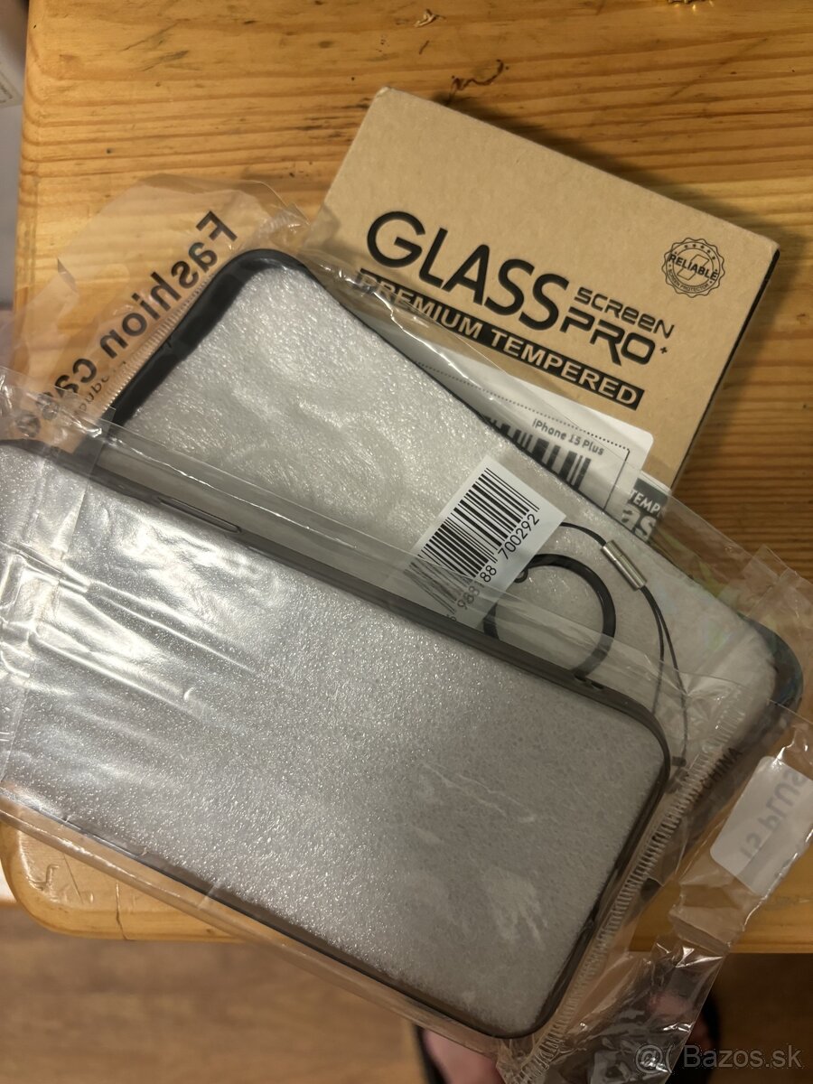 Kryty Iphone 15 plus, tvrdené skla