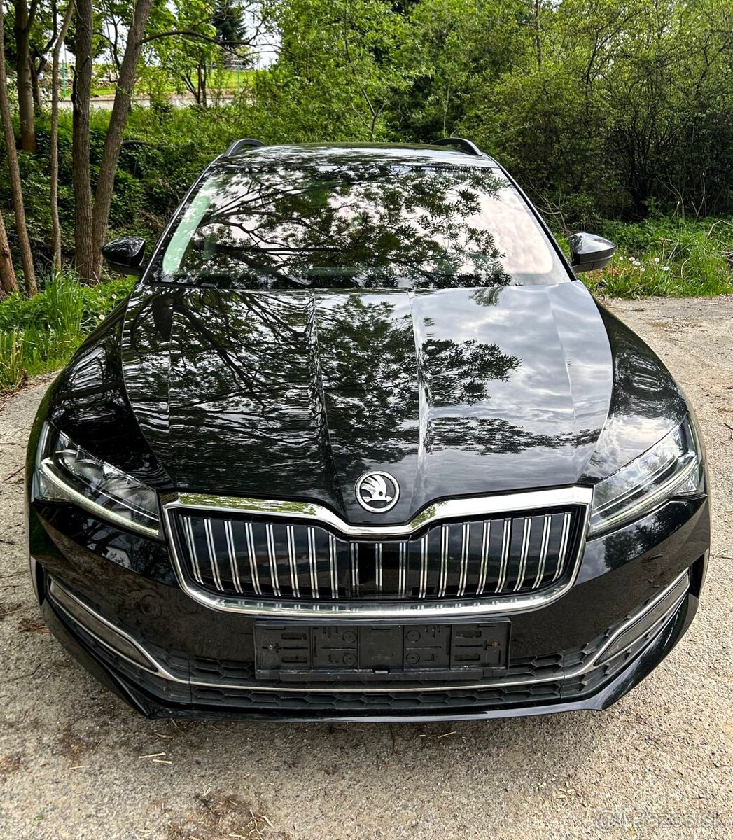 ŠKODA SUPERB iV TSi DSG Ambition PHEV Plugin-Hybrid 2020-tka