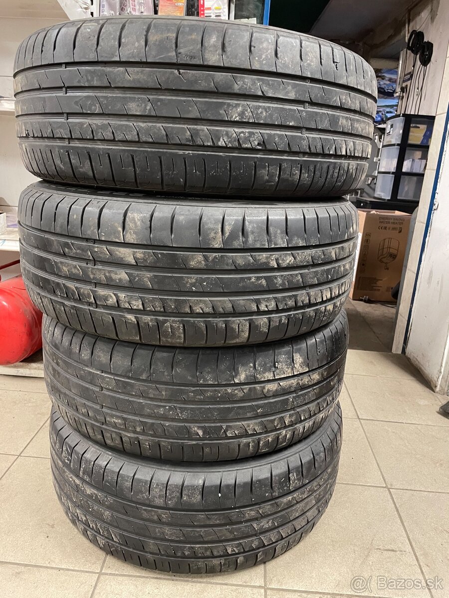 Tourador 225/55 r17