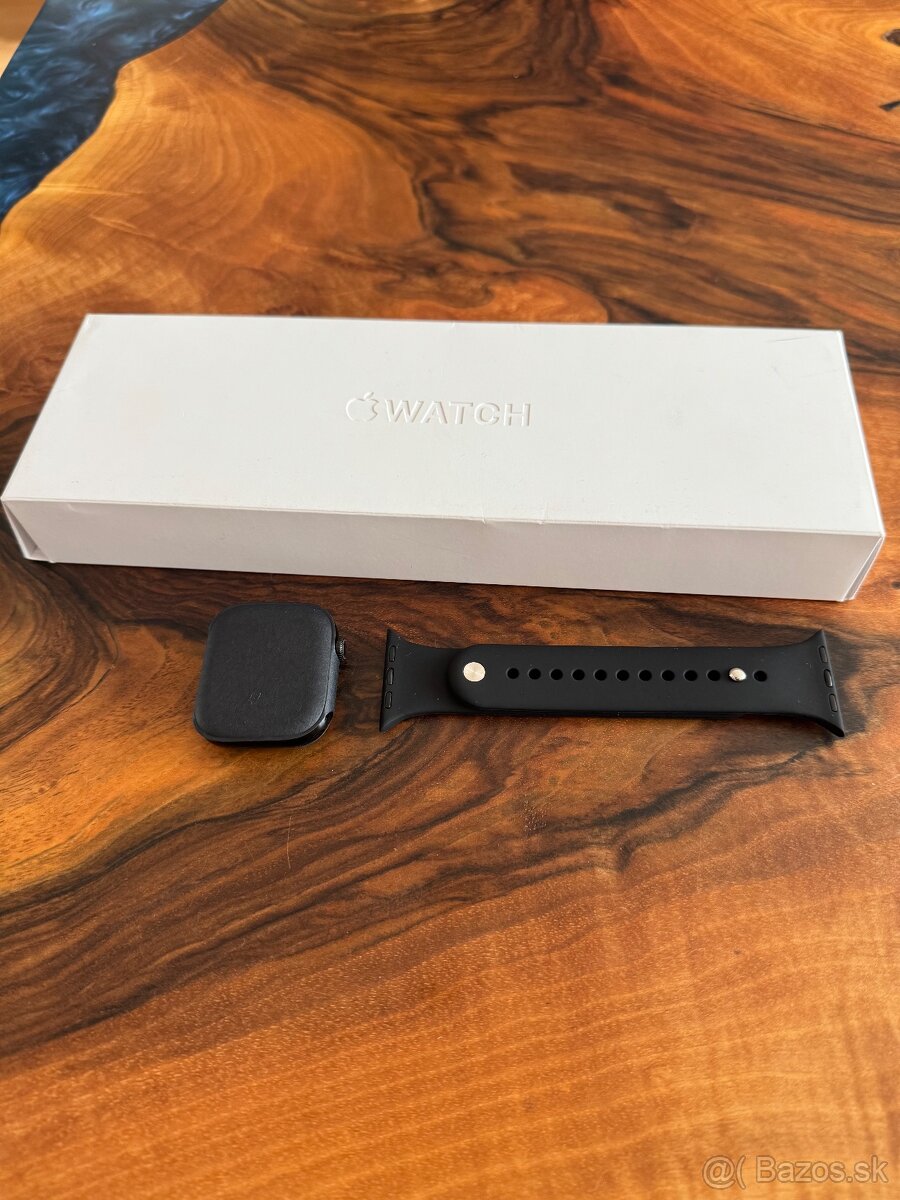 Apple Watch 10 42mm Jet Black nenosené