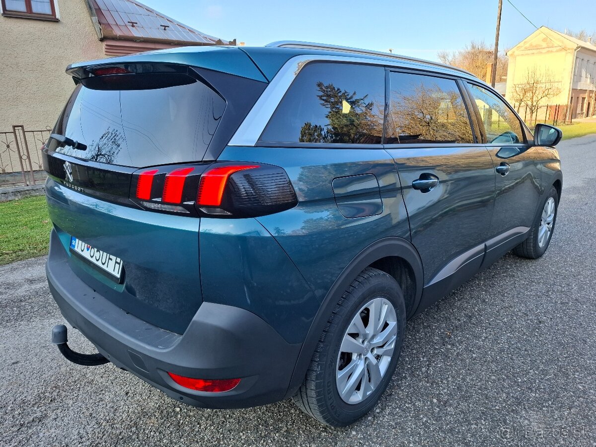 Peugeot 5008 Allure 1,5 BLUEHDI,96 kw,7 MIEST,LED,NAVI,...