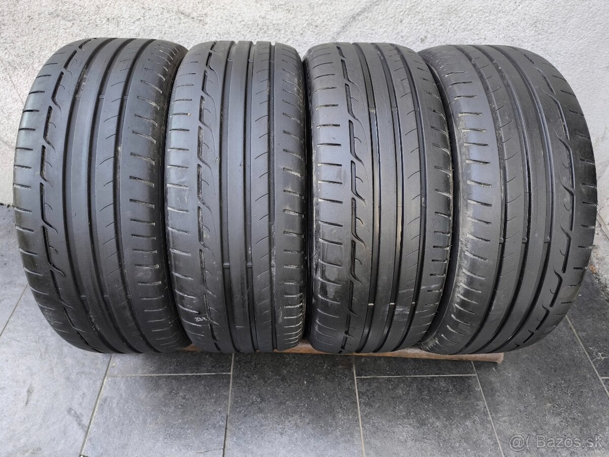 225/45 R19 Dunlop Letne pneumatiky