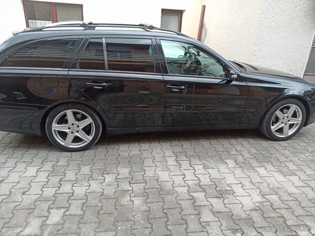 Mercedes Benz E combi