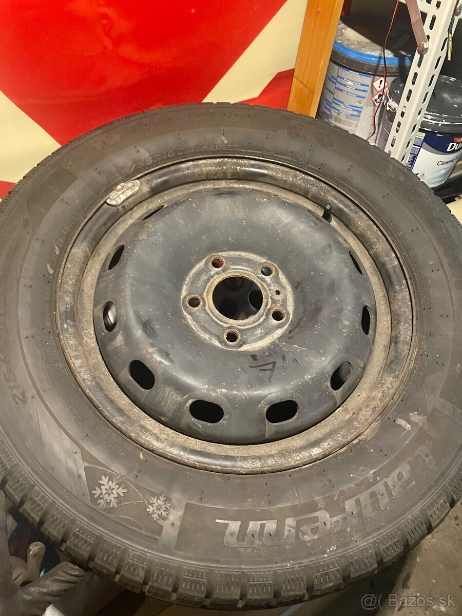 renault traffic 215/65 r16