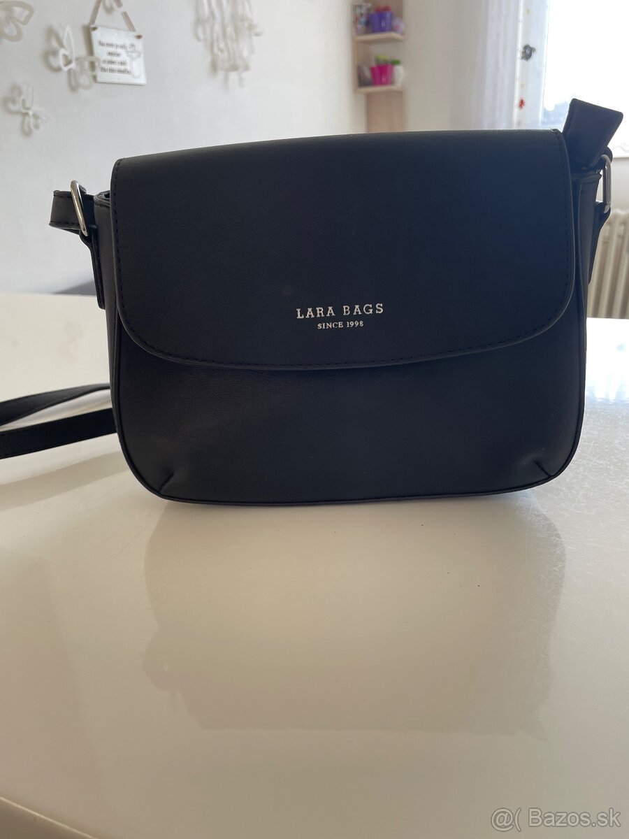 Lara bags