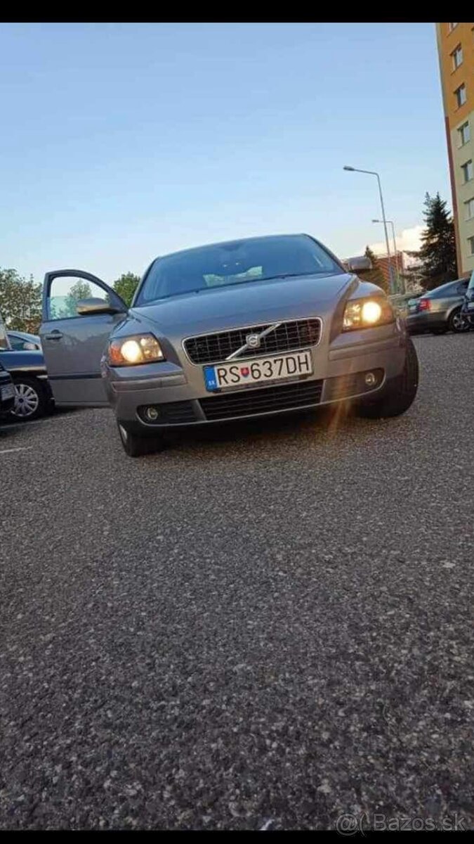 Volvo S40