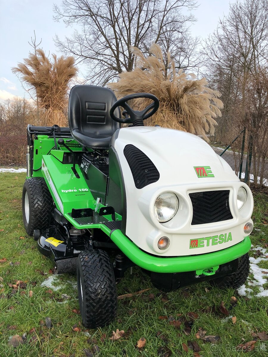 Etesia Zahradní traktor traktůrek sekačka Etesia Briggs