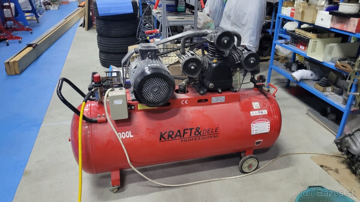 Kompresor Kraft 300L